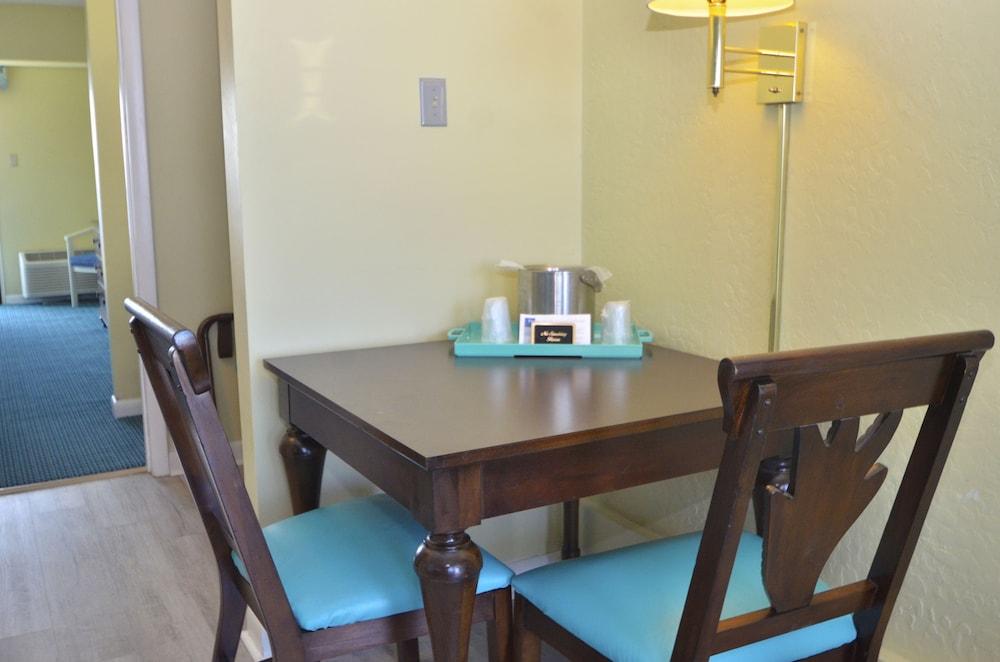 Cayman Suites Hotel Ocean City Eksteriør billede